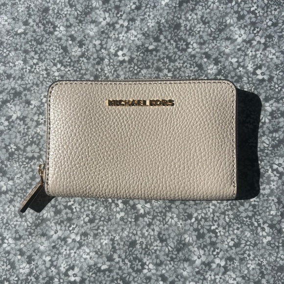 Michael Kors Handbags - Michael Kors Women's Wallet - Small Pebbled Leather, Light Sand | 32F9GJ6D0L182